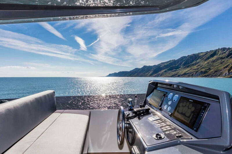 Helm station on sun deck
