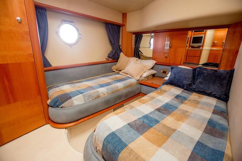 Guest cabin