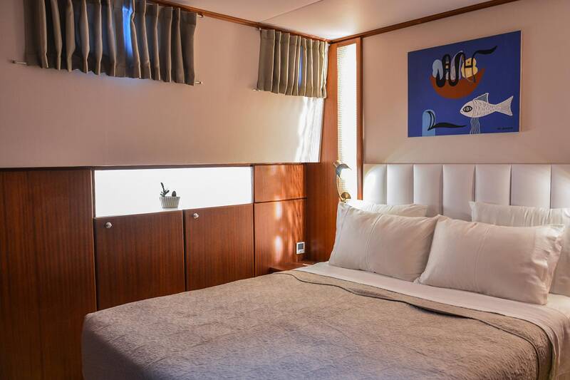 Guest cabin