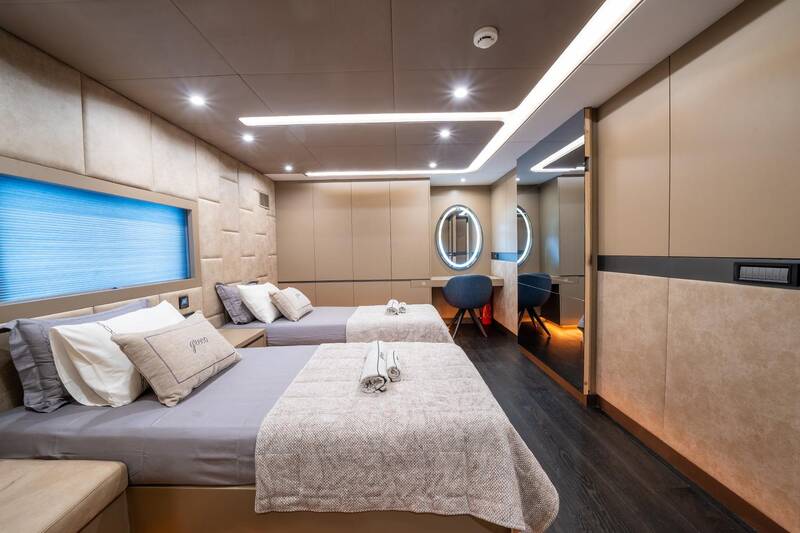 Guest cabin