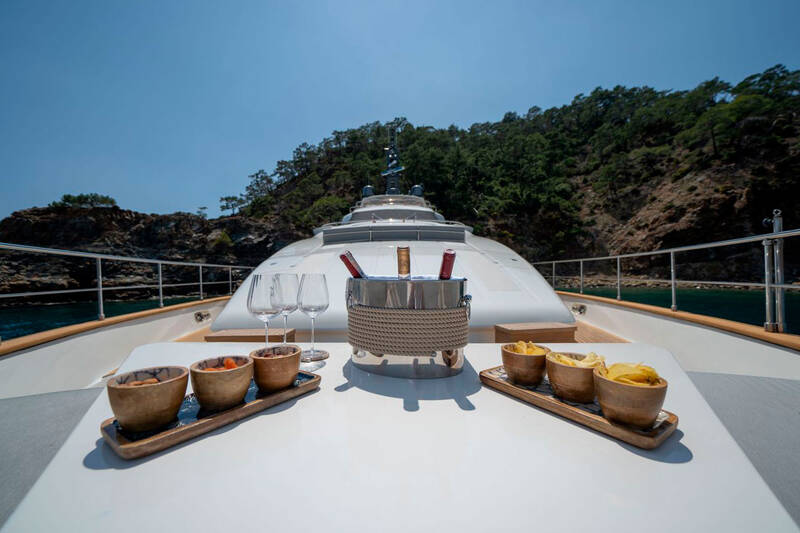 Bow view