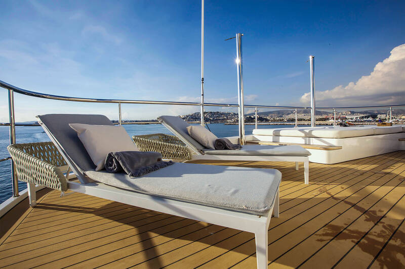 Sun deck