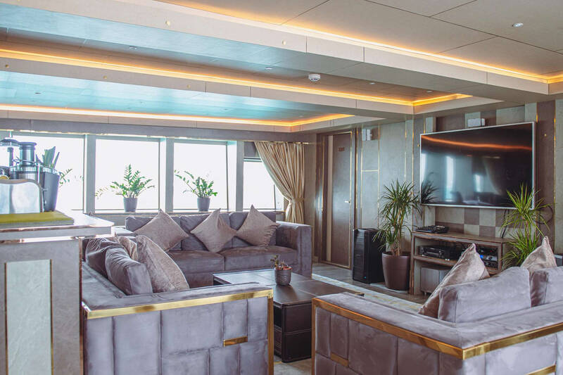Salon
