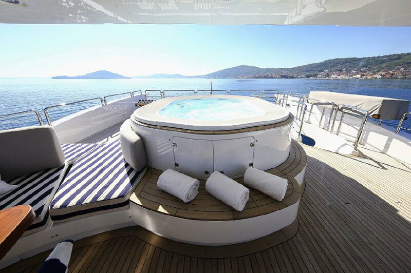 Jacuzzi on the sun deck