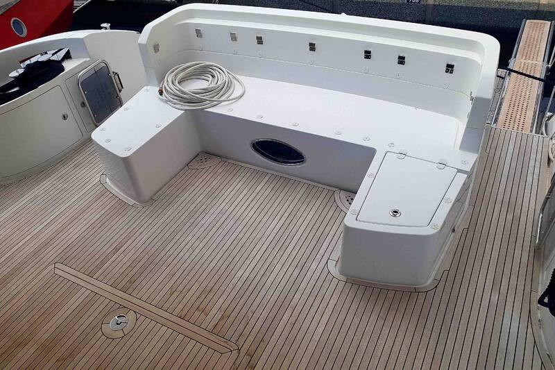Azimut 64 2015
