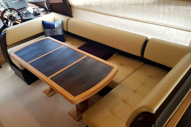 Azimut 64 2015