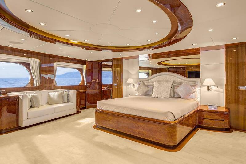 Master cabin on main deck