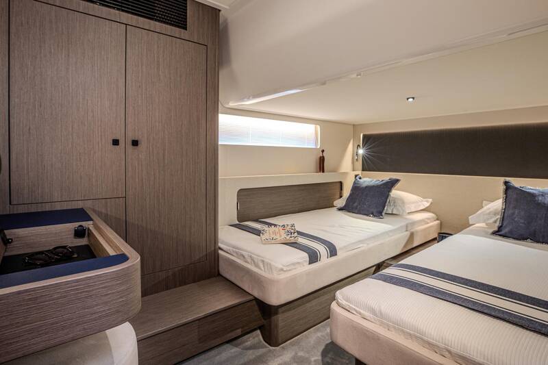 Twin guest cabin