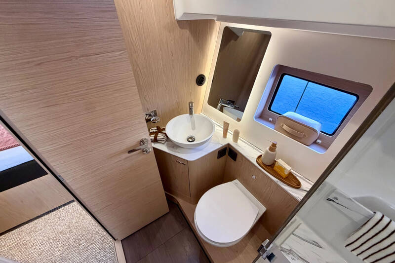 Master cabin bathroom