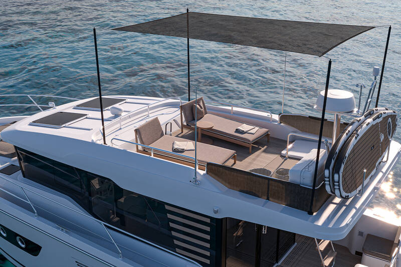 Upper deck
