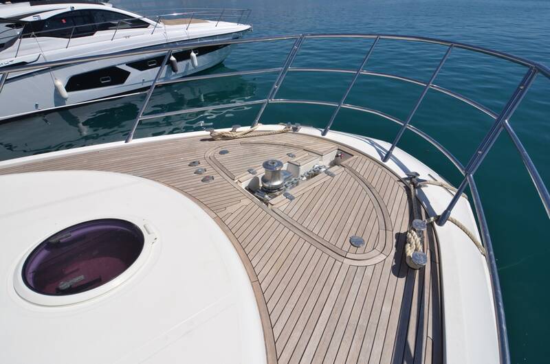 Bow deck