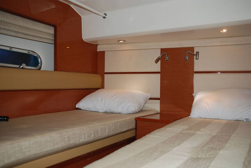 Guest cabin