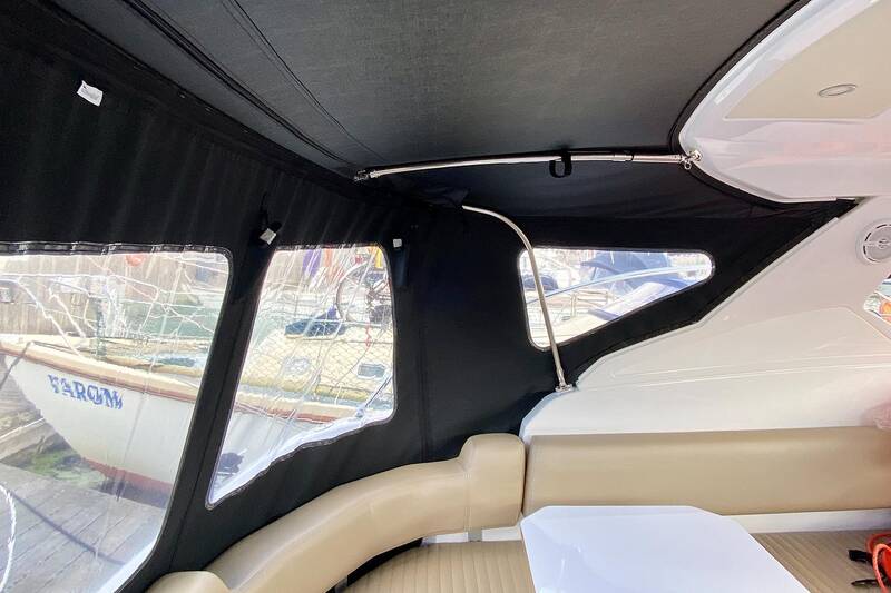 Cockpit enclosure with sides access
