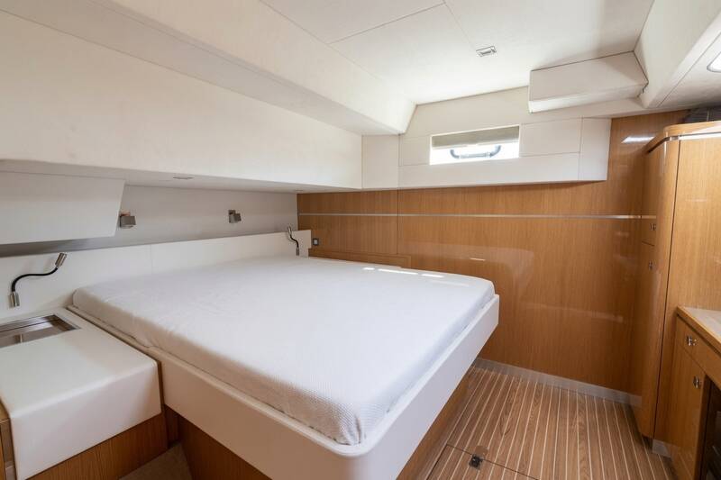 Guest cabin