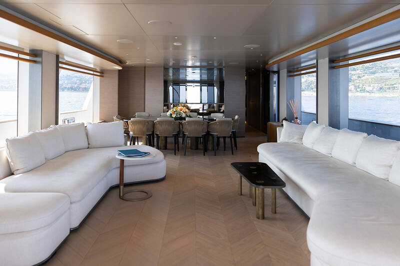 Main deck salon