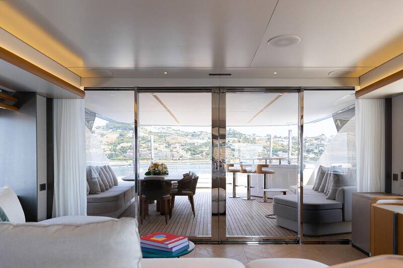Upper deck salon