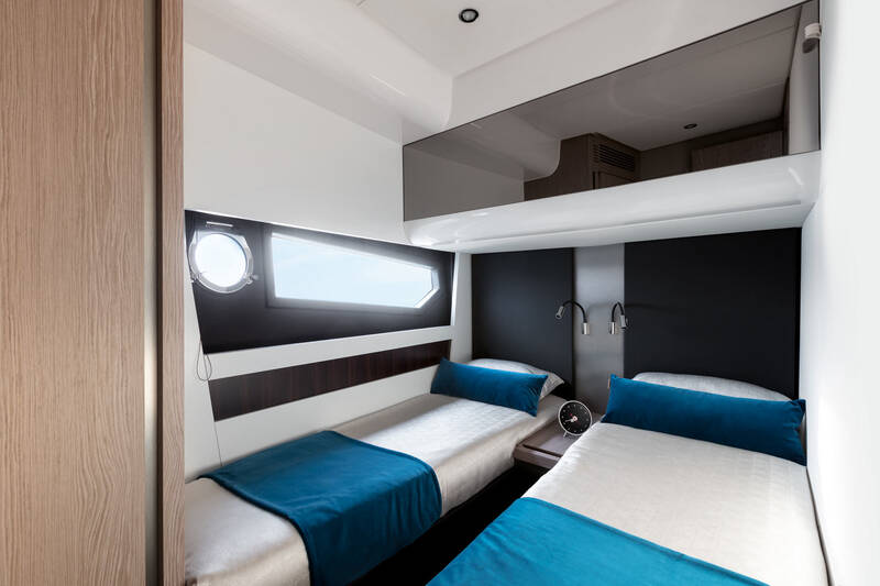 Guest cabin