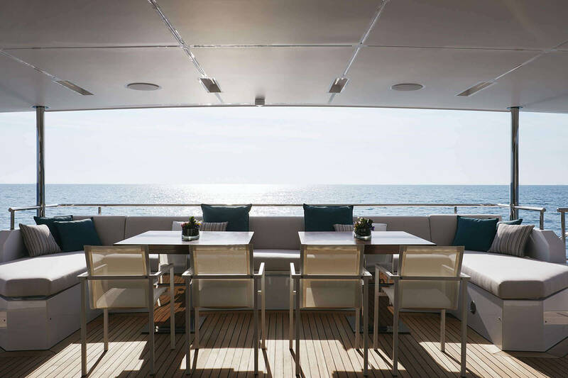 Cockpit on main deck