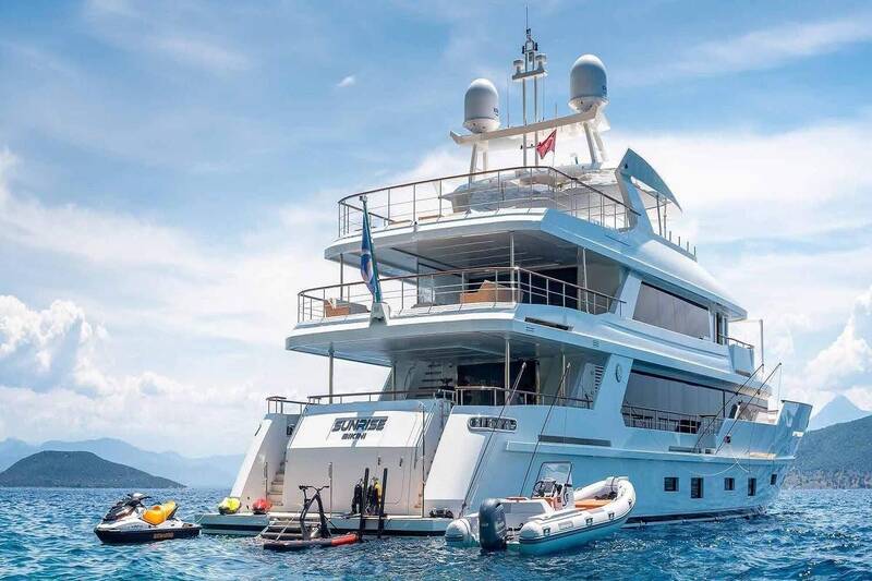 Exterior Yildiz 43m M/Y Sunrise 2020