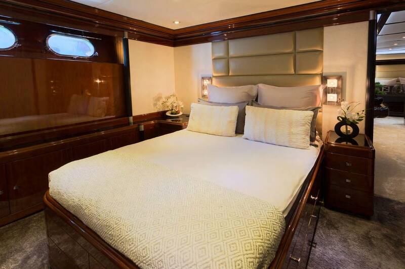 Double cabin