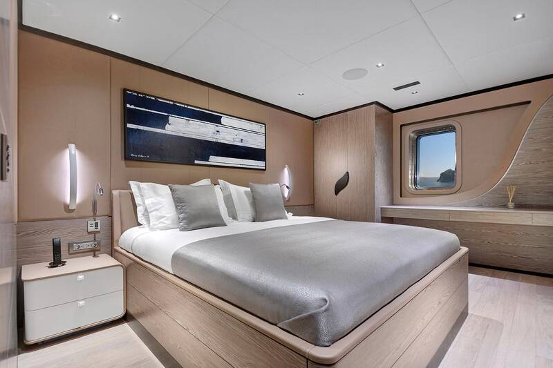 Guest cabin