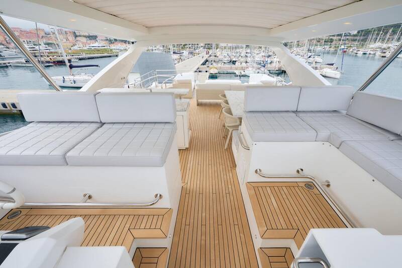 Sun deck