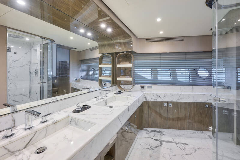 Master bathroom 
