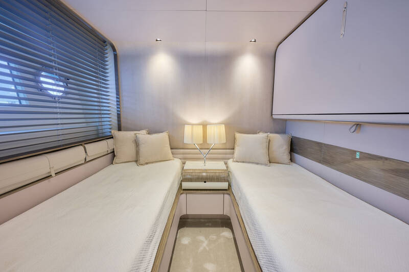 Guest cabin