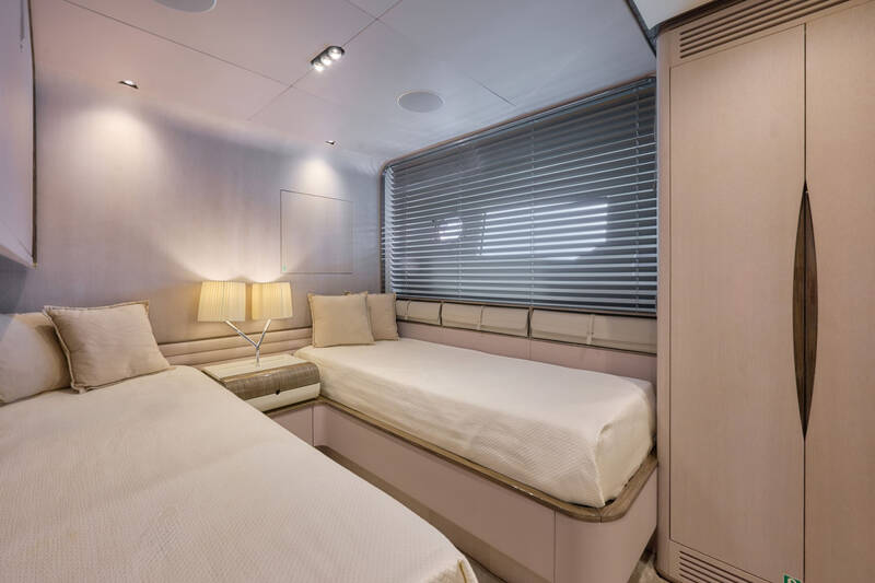 Guest cabin