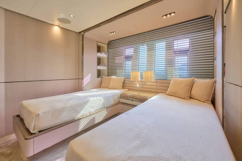 Guest cabin