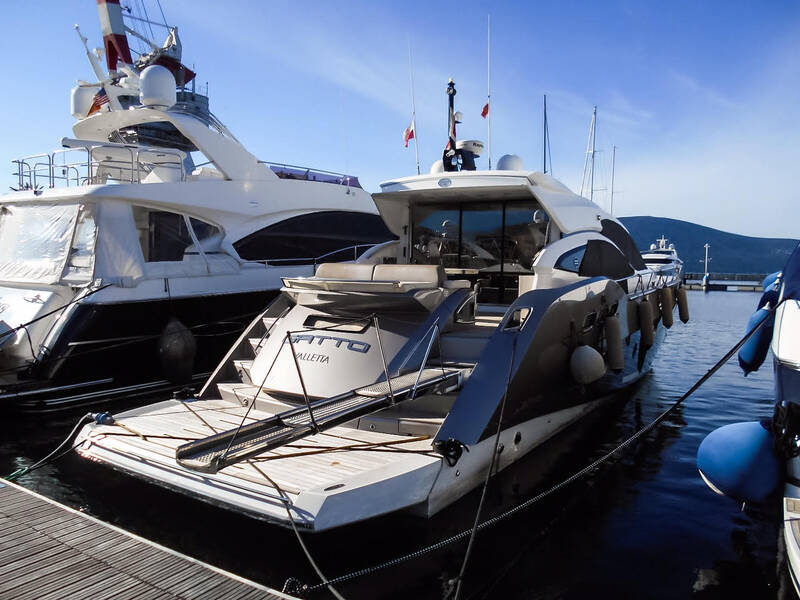 Exterior Sessa C68, 2011