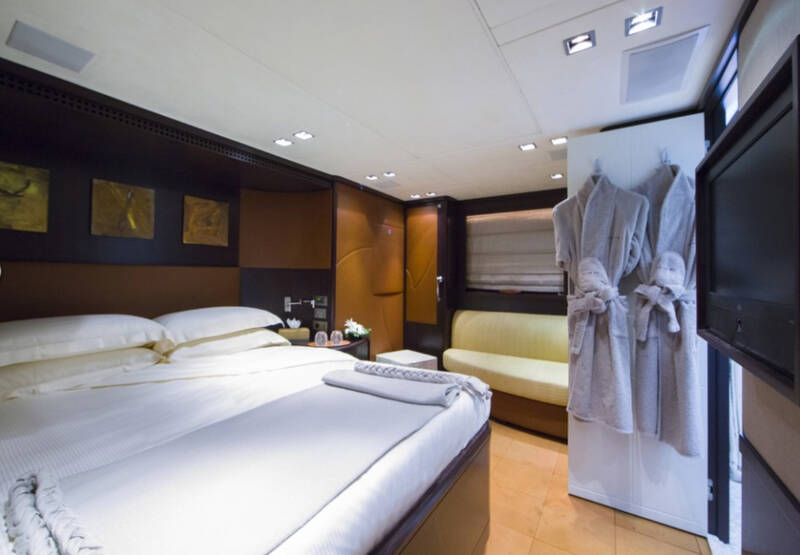 VIP cabin 