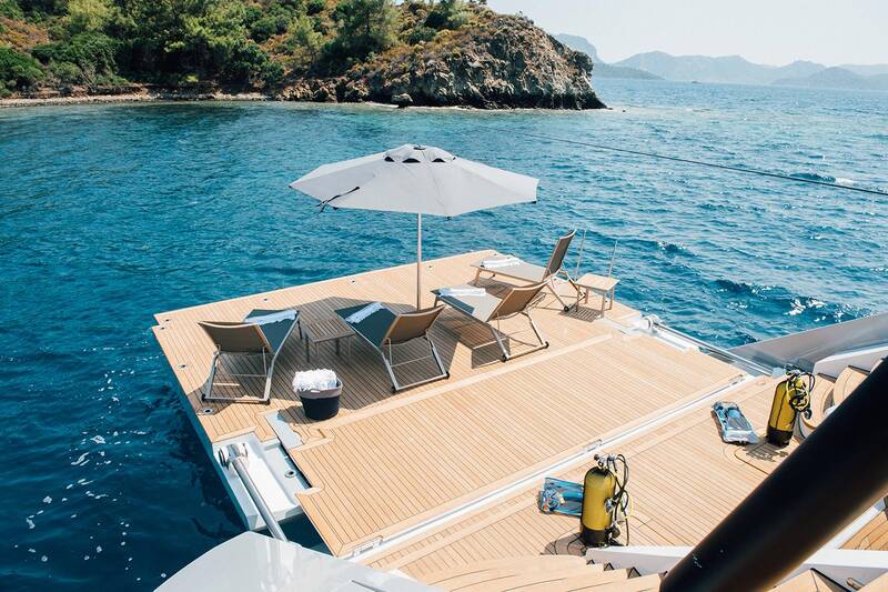 Relaxation area on the bathing platform