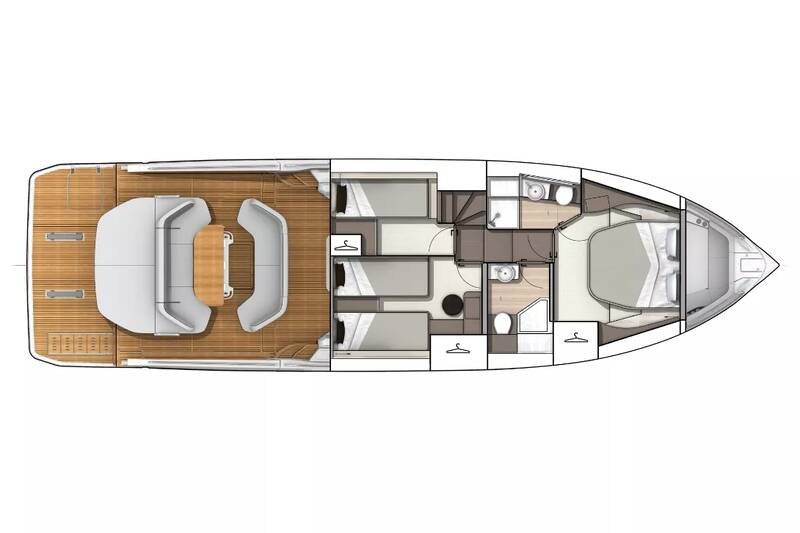 Cockpit - 4 berths configuration